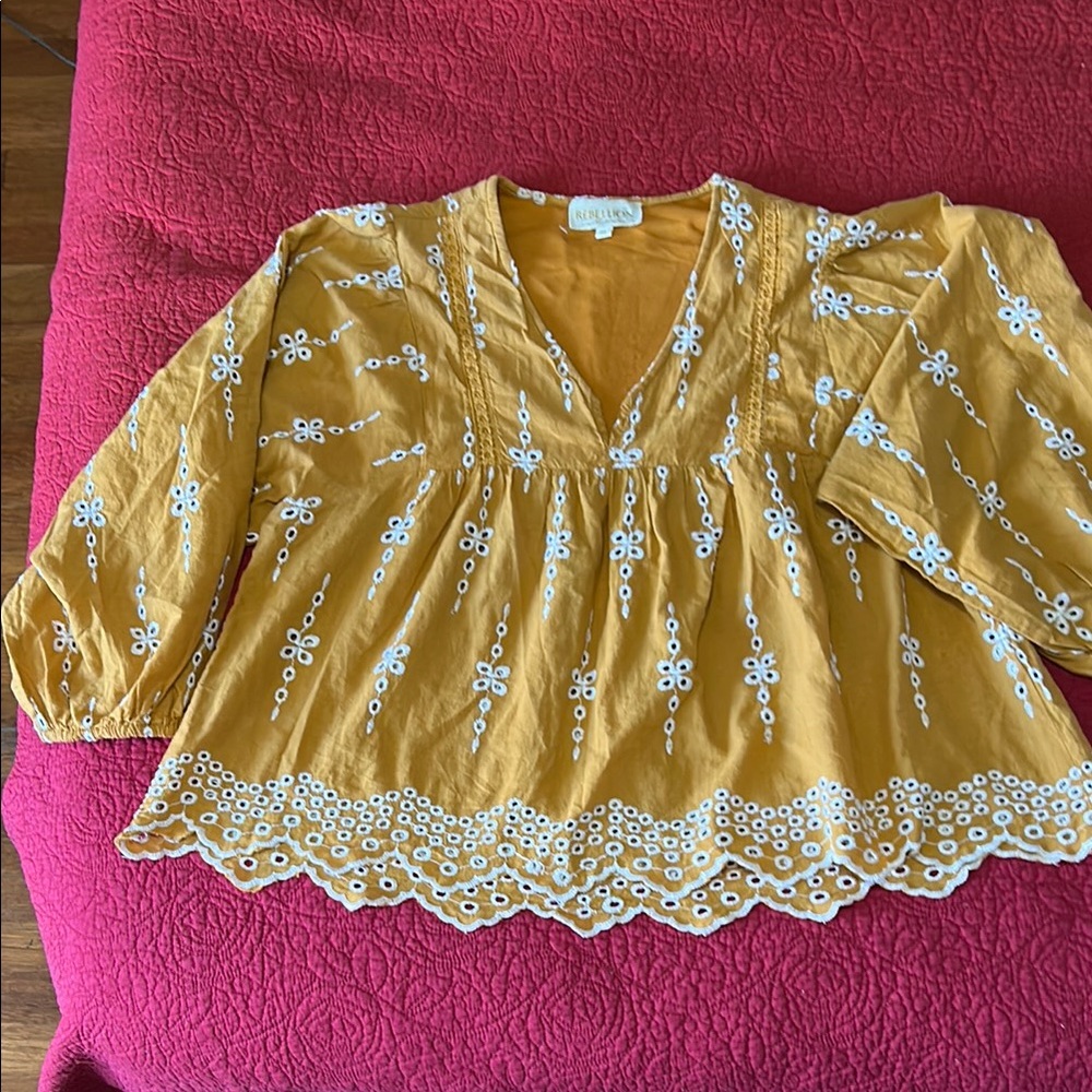Rebellion Gold Embroidered Ruffled Blousesize medium